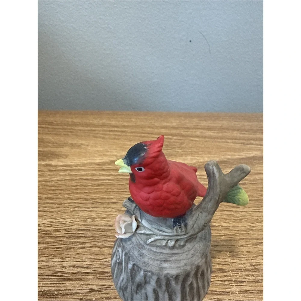 Enesco‎ Porcelain Cardinal Bell